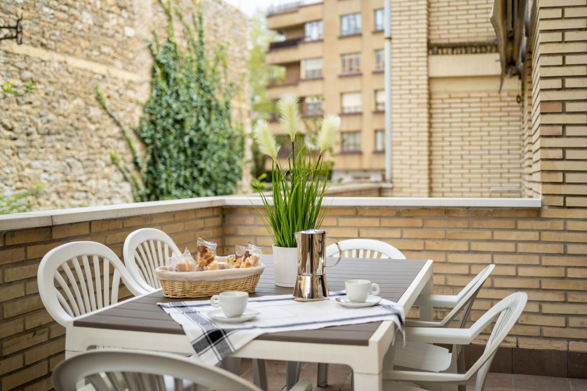 Dolce Vita Centro Vitoria-Gasteiz Kültér fotó
